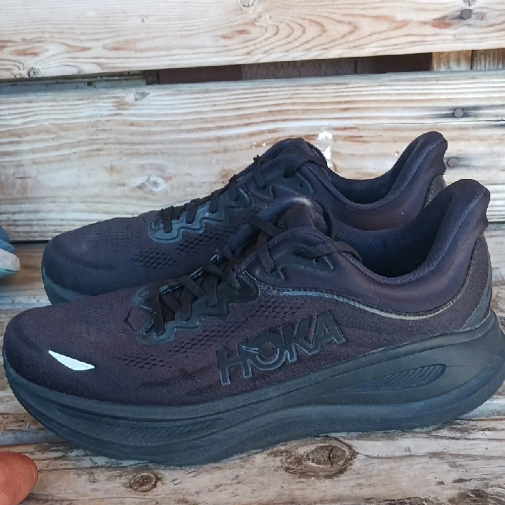 Hoka Bondi 9 Black Athletic Shoes with Cushioned Midsole - Picture 8 of 15